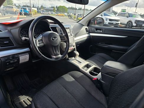 Used 2012 Subaru Outback 2.5i Premium image 11