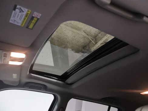 Used 2012 Honda Pilot EX-L image 31