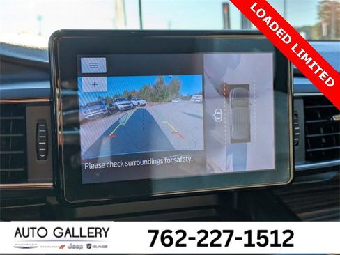 Used 2022 Ford Explorer Limited w/ Equipment Group 301A image 24