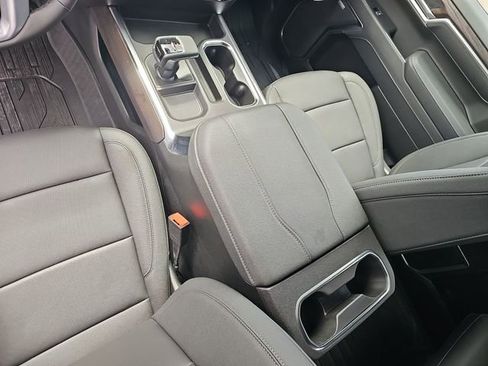 New 2026 GMC Sierra 1500 SLT w/ SLT Premium Package image 22