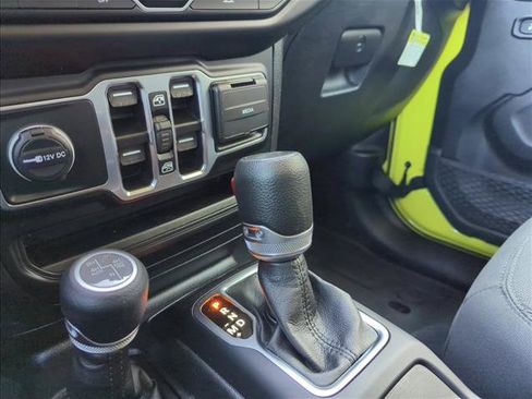 Used 2023 Jeep Wrangler Unlimited w/ 8.4" Radio Group AWD/4WD image 11