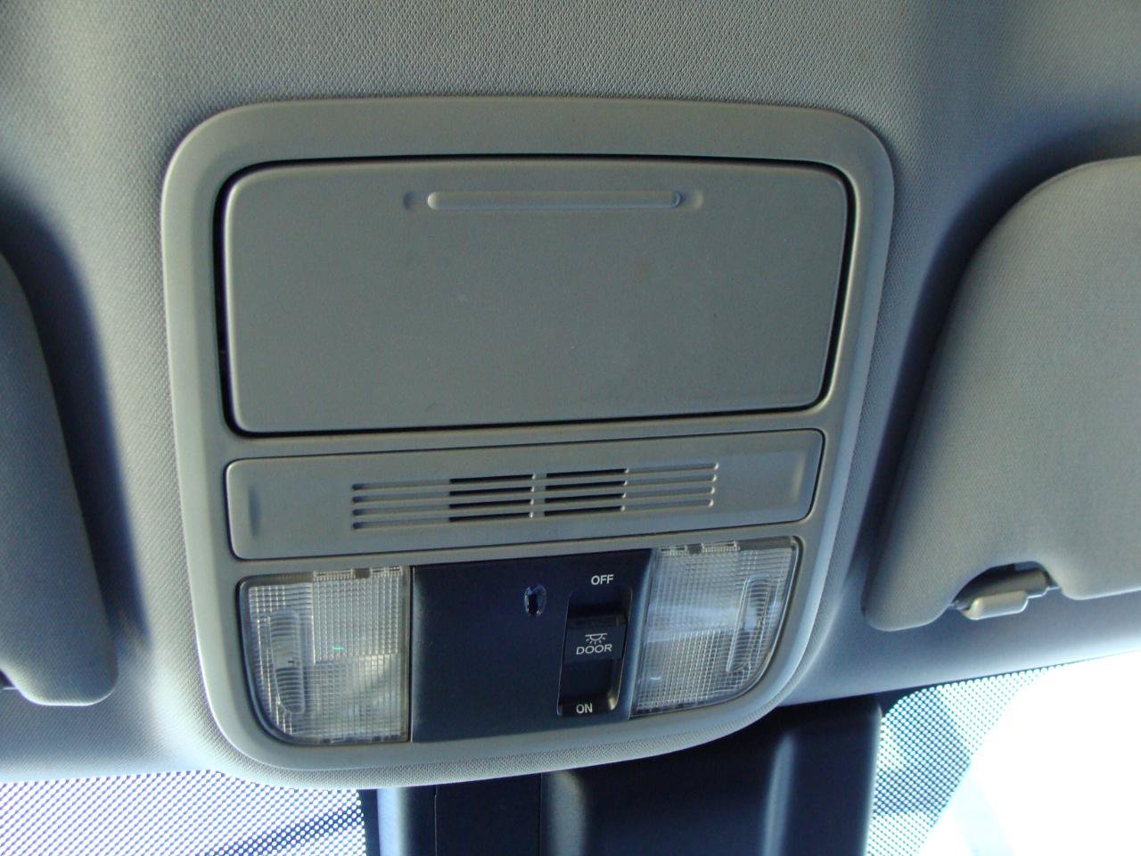 Used 2020 Honda Odyssey EX image 31