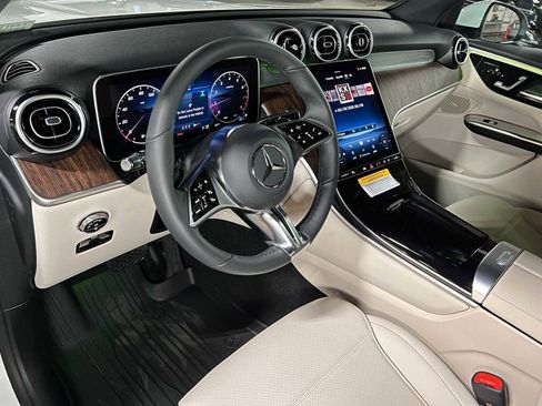 Certified 2026 Mercedes-Benz GLC 300 4MATIC image 25