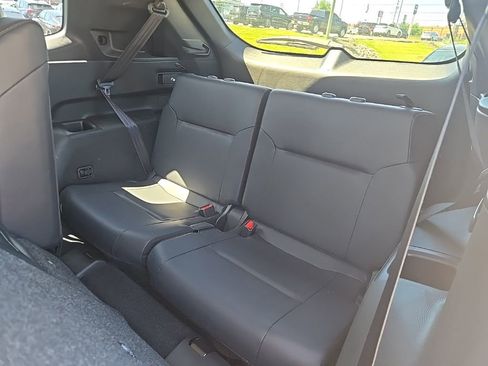 Used 2024 Mitsubishi Outlander SEL FWD image 10