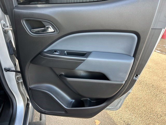 Used 2015 Chevrolet Colorado Z71 RWD image 45