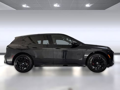 New 2026 BMW iX xDrive60 w/ M Sport Package image 7