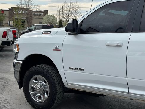 Used 2022 RAM 2500 Big Horn w/ Cold Weather Group AWD/4WD image 6