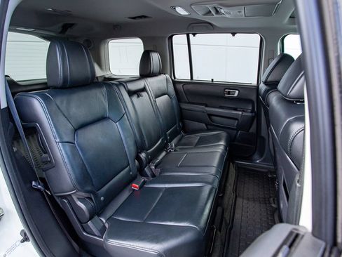 Used 2015 Honda Pilot Touring image 21