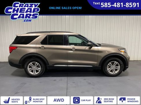 Used 2021 Ford Explorer XLT image 1