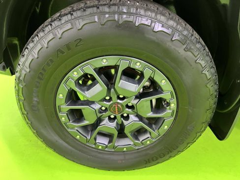 Used 2024 Nissan Frontier PRO-4X w/ Pro Premium Package AWD/4WD image 15