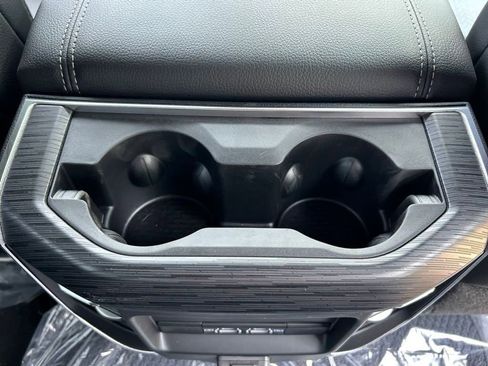 Used 2024 RAM 2500 Laramie w/ Sport Appearance Package image 15