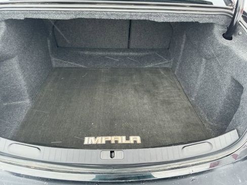 Used 2014 Chevrolet Impala LT w/ Convenience Package image 38