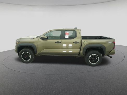 New 2026 Toyota Tacoma TRD Off-Road w/ TRD Off Road Premium Package AWD/4WD image 3