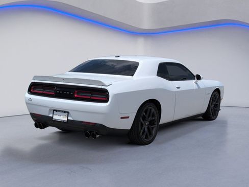 Used 2021 Dodge Challenger R/T RWD image 12