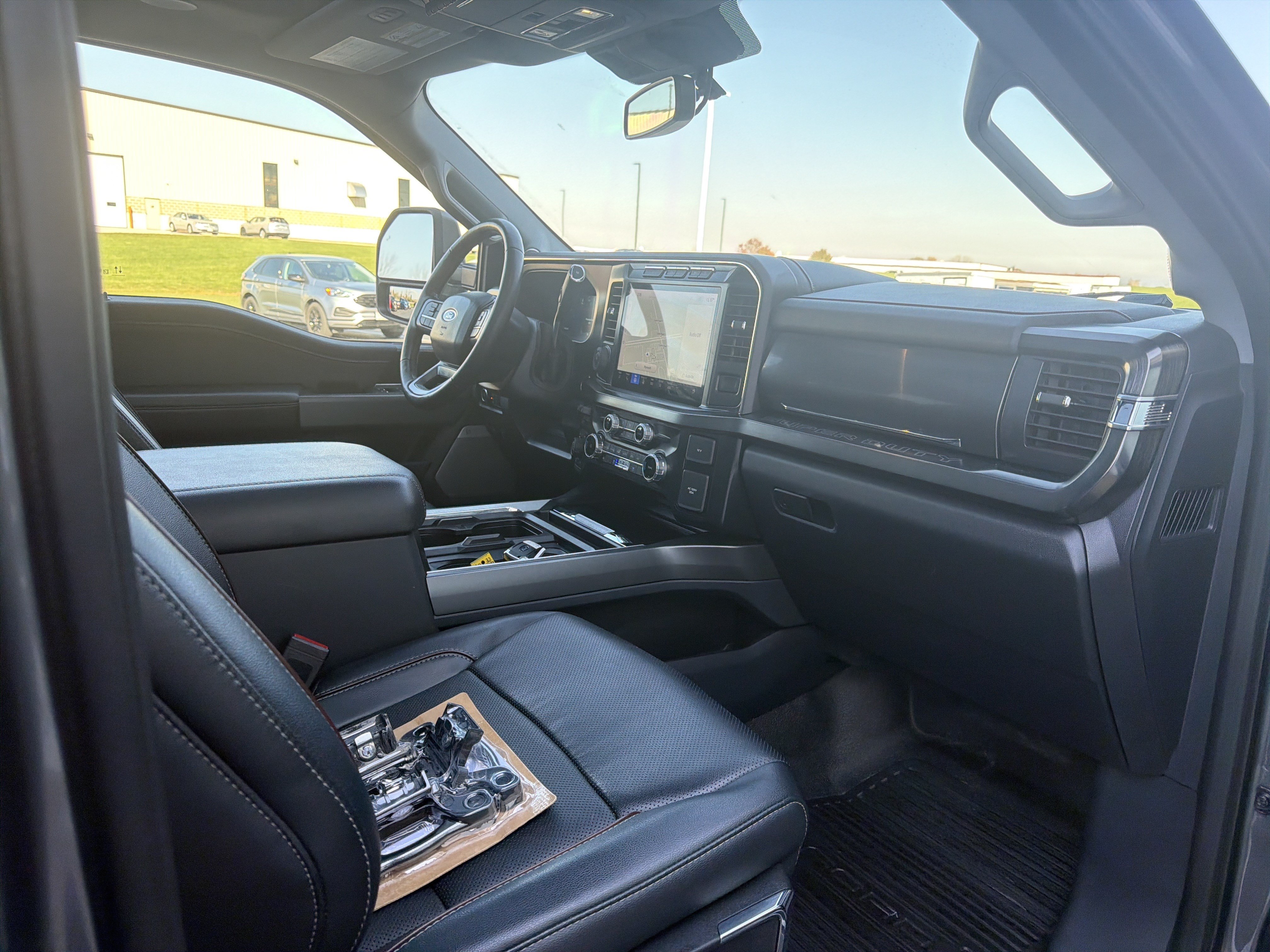 Used 2023 Ford F350 Lariat w/ Lariat Ultimate Package AWD/4WD image 54