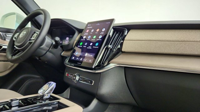 New 2026 Volvo XC90 T8 Plus w/ Protection Package AWD/4WD image 37