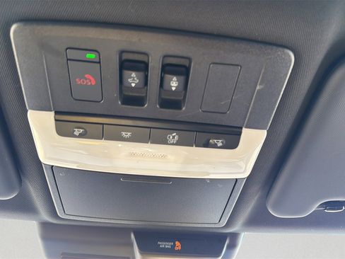 Used 2023 Mitsubishi Outlander SEL 40th Anniversary image 19