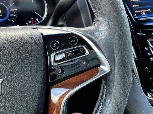 Used 2019 Cadillac Escalade ESV Luxury image 19