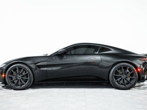 Used 2020 Aston Martin V8 Vantage Coupe image 14