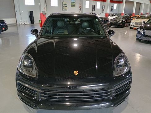 Used 2019 Porsche Cayenne AWD/4WD image 11