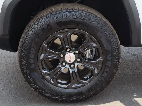 Certified 2024 GMC Canyon Elevation w/ Convenience Package RWD image 30