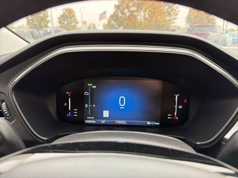 Used 2023 Ford Escape SE w/ Class II Trailer Tow Package image 45