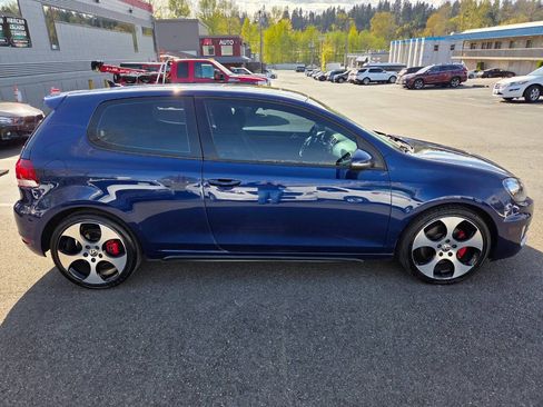 Used 2012 Volkswagen GTI 2-Door FWD image 8