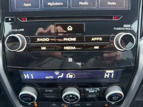 Used 2020 Subaru Ascent Limited image 40