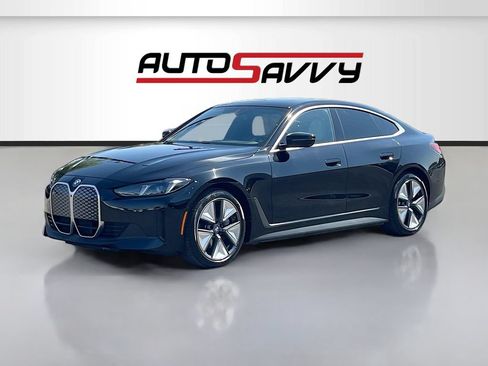 Used 2025 BMW i4 eDrive40 w/ Premium Package RWD image 3