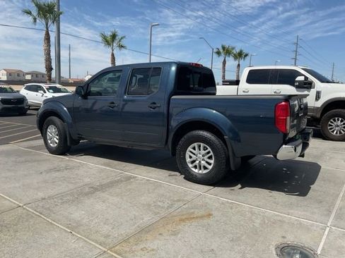 Used 2016 Nissan Frontier SV AWD/4WD image 5