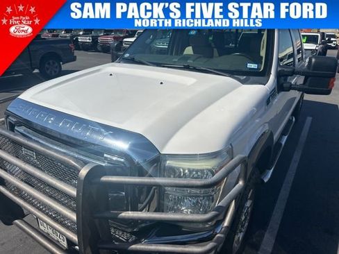 Used 2016 Ford F250 Lariat w/ Lariat Interior Package image 6