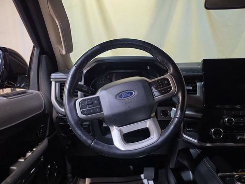Used 2022 Ford Expedition Max XLT AWD/4WD image 11