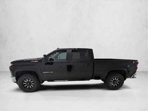 Used 2022 Chevrolet Silverado 2500 LT w/ Convenience Package image 8