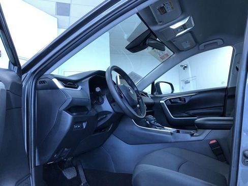 Certified 2025 Toyota RAV4 LE image 10