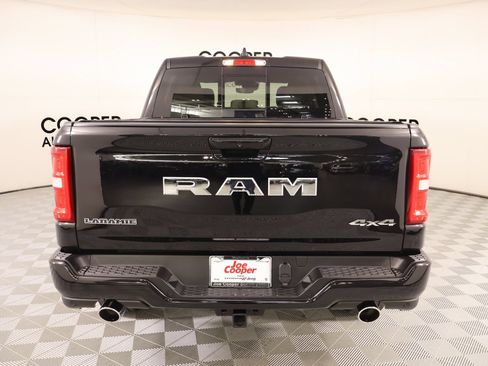 Used 2026 RAM 1500 Laramie AWD/4WD image 23