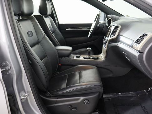 Used 2014 Jeep Grand Cherokee Overland image 19