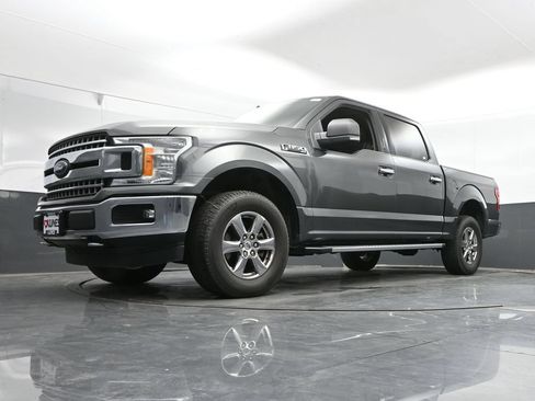 Used 2019 Ford F150 XLT w/ Equipment Group 302A Luxury AWD/4WD image 28