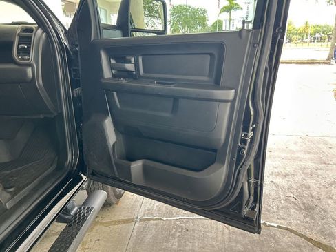 Used 2025 RAM 3500 Tradesman AWD/4WD image 30