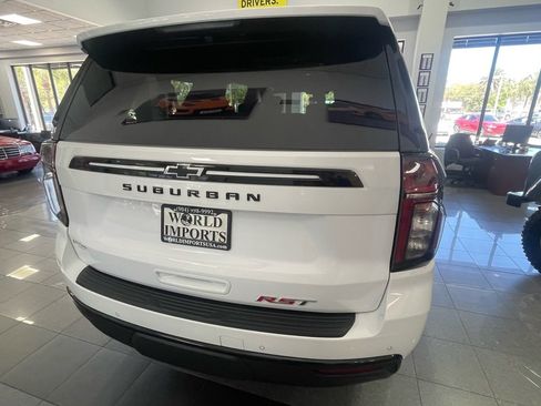 Used 2024 Chevrolet Suburban RST w/ Luxury Package image 8