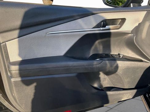 Used 2025 Toyota Camry SE FWD image 21