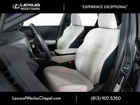 Used 2024 Lexus RX 350h w/ Accessory Package (Z1) AWD/4WD image 22