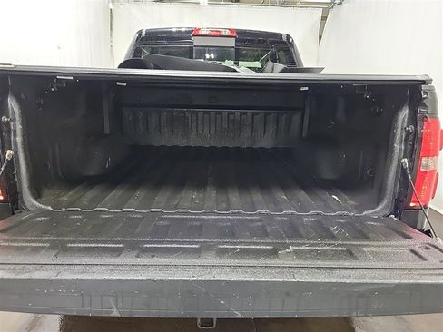 Used 2015 GMC Sierra 1500 SLT w/ SLT Crew Cab Value Package AWD/4WD image 8