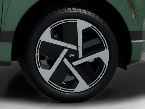 New 2026 Hyundai Ioniq 9 Calligraphy image 8