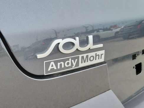 Used 2022 Kia Soul LX FWD image 33