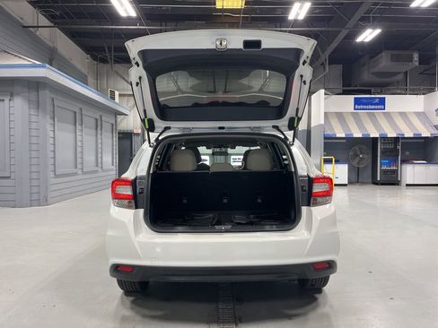 Used 2019 Subaru Impreza 2.0i w/ Eyesight AWD/4WD image 9