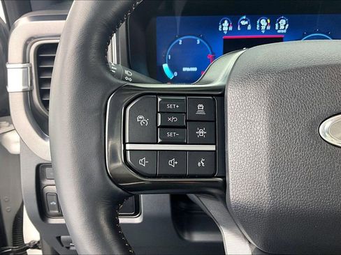 Certified 2024 Ford F250 Platinum AWD/4WD image 19