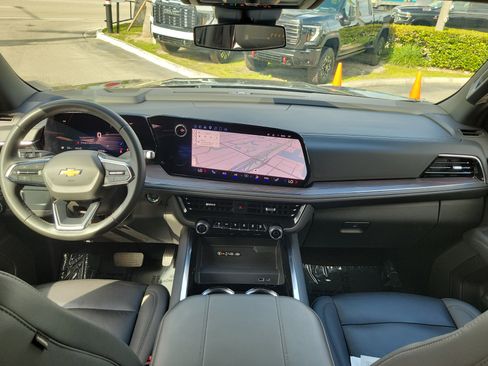 Used 2025 Chevrolet Tahoe LT image 18