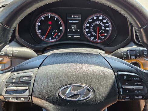 Used 2019 Hyundai Veloster Turbo R-Spec image 16