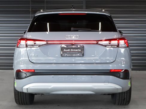 Used 2023 Audi Q4 e-tron Premium w/ Convenience Package RWD image 14