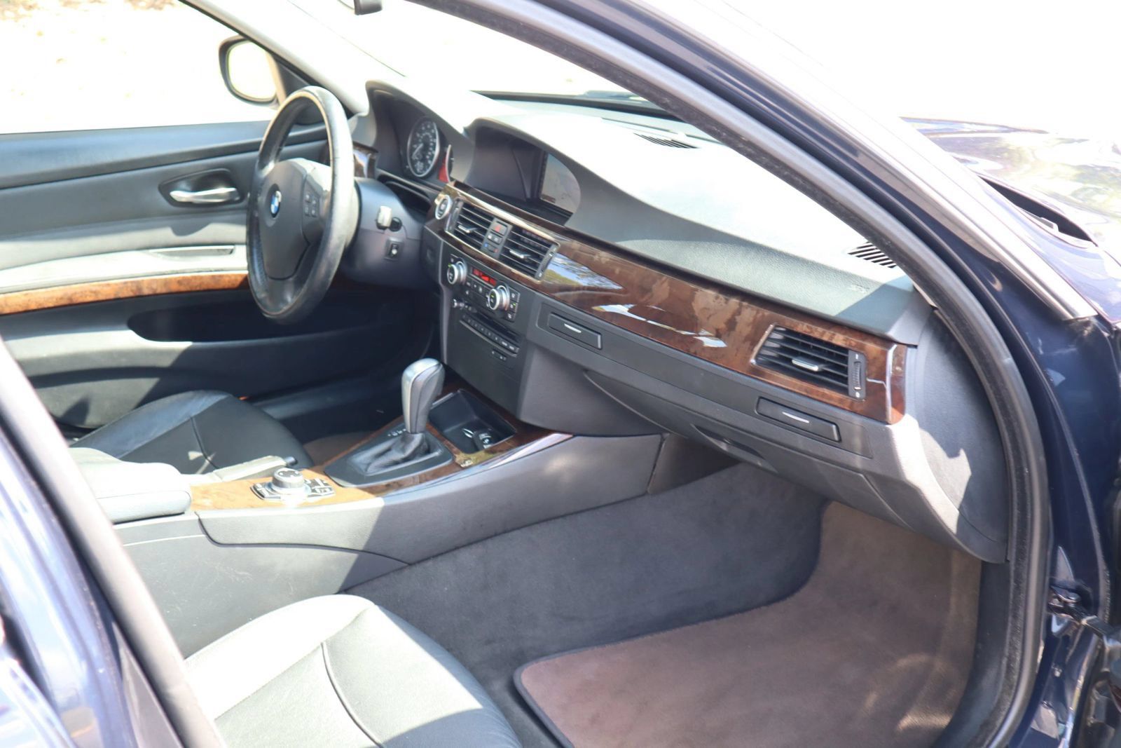 Used 2010 BMW 335d Sedan RWD image 15